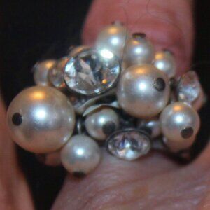 Konplott by Miranda Konstantinidou Clear Crystal & Pearl Cha-Cha Ring